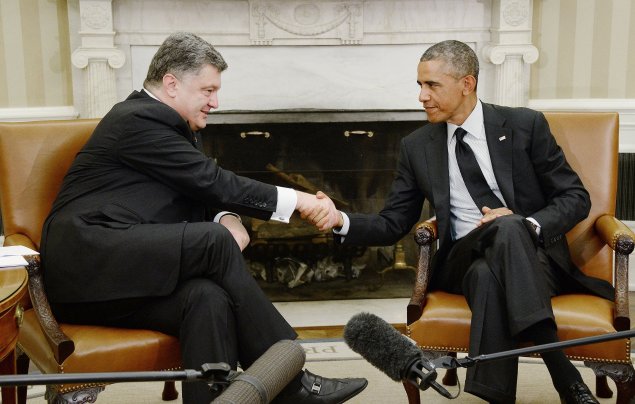 President Barack Obama holds a bilateral meeting with President Petro Poroshenko of Ukraine in the Oval Office of the White House September 18, 2014 in Washington, DC. (Olivier Douliery/Abaca Press/MCT)